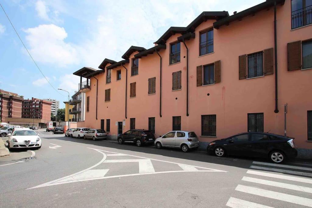 Appartamento Con Giardino Vicino A San Siro Mediolan Zewnętrze zdjęcie